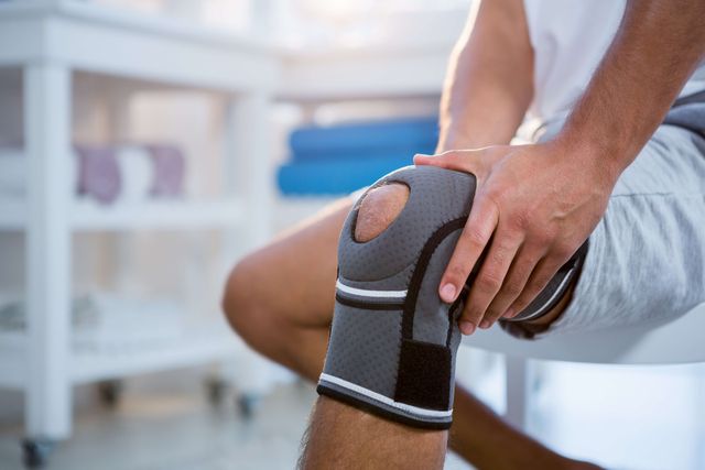 Электромагнитная терапия в реабилитации после травмы колена